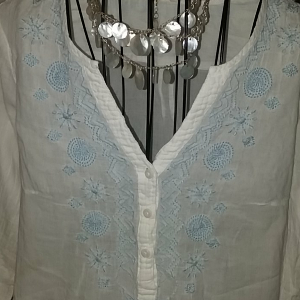 🧚‍♀️3/$15 Sonoma white,blue boho top